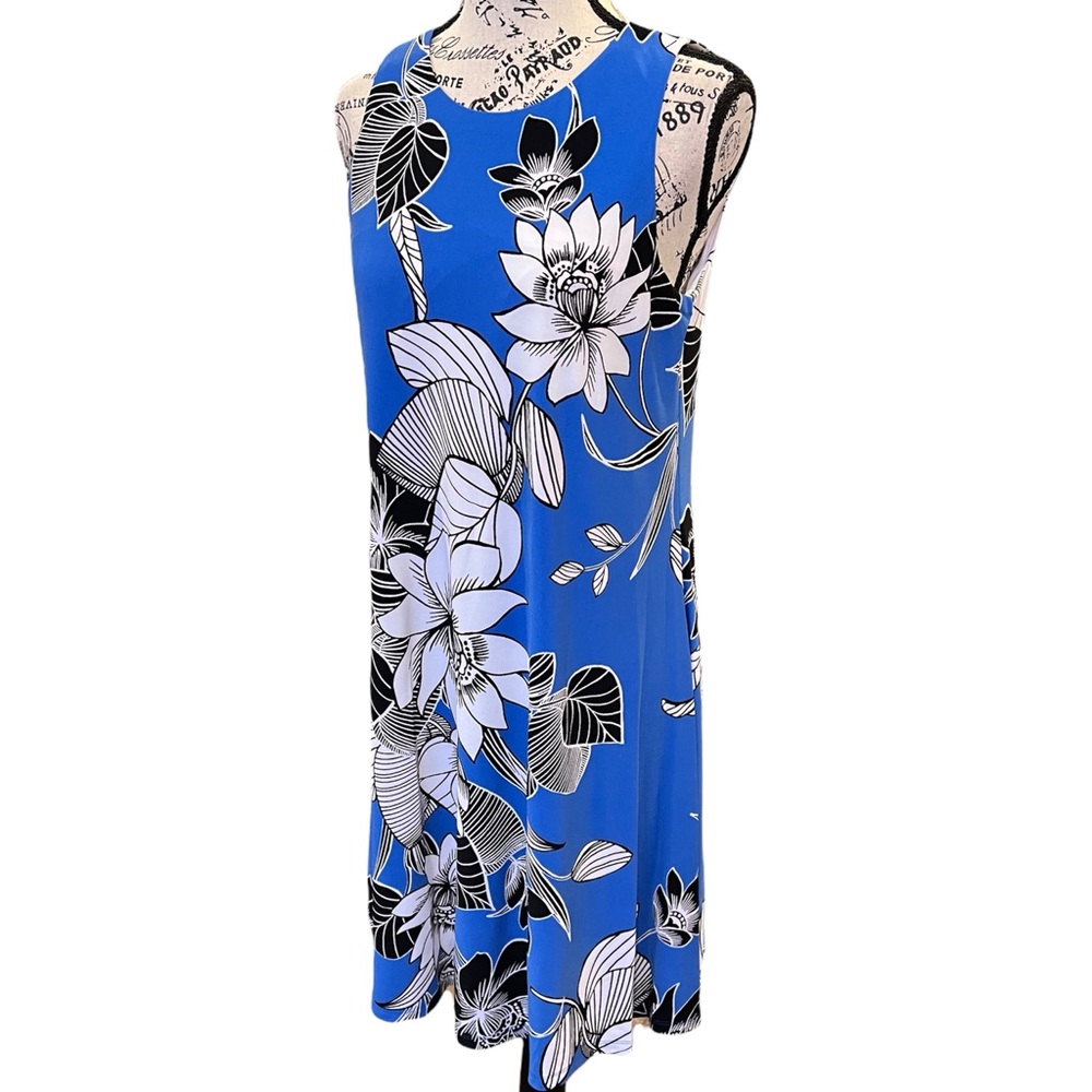Kasper Dress - Picture 5 of 17